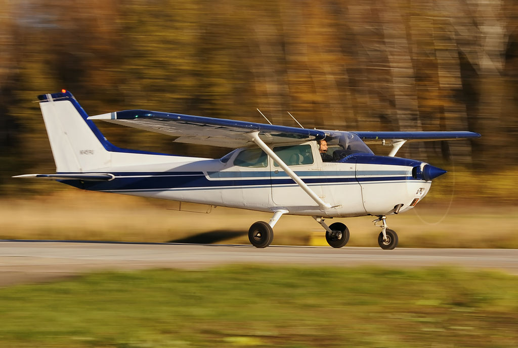Самолёт Cessna 172